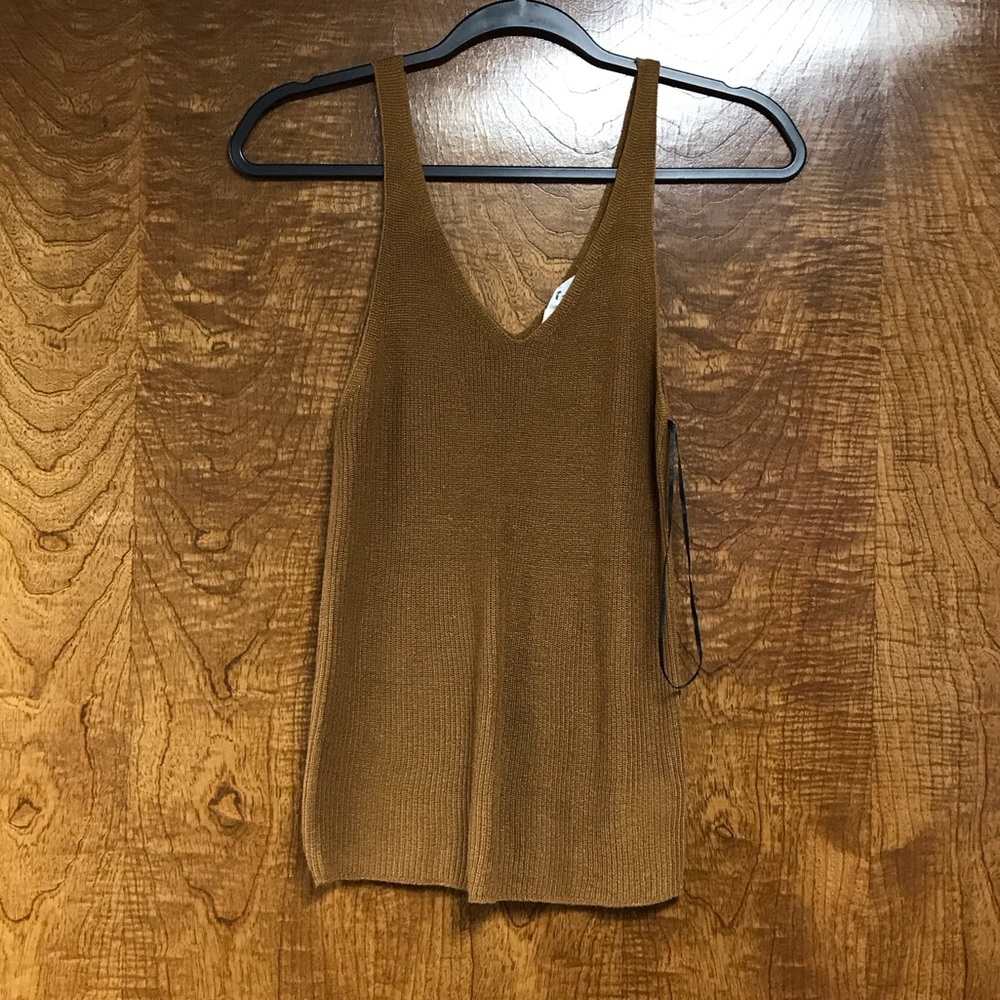 Double Zero Ribbed V-Neck Tank Top in Warm Brown